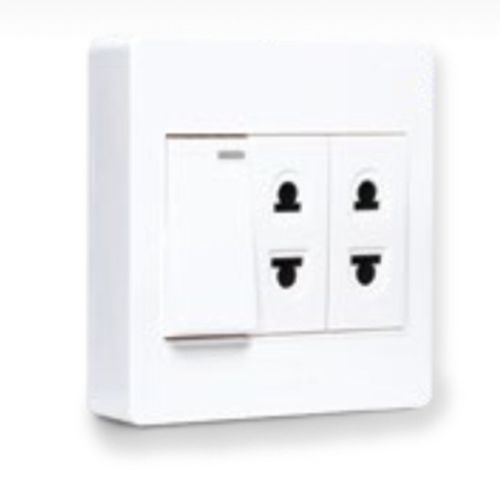 ปลั๊กไฟเพาเวอร์ Haco รุ่น M3N-R21 เต้ารับ 2ขา 2ช่อง+สวิตซ์