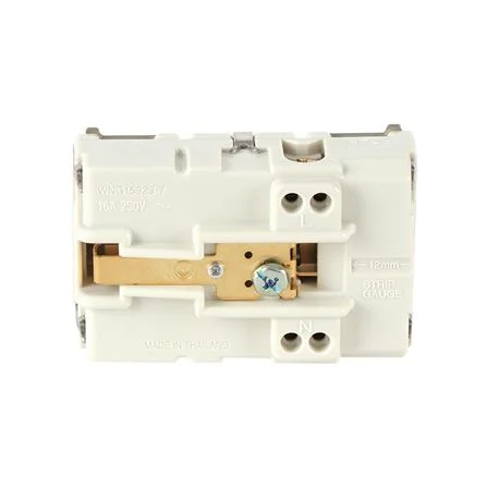 ปลั๊กไฟ Panasonic รุ่น WNG15923-7 กราวด์คู่ - Image 3