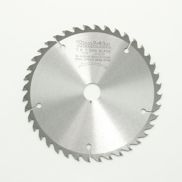 ใบเลื่อยวงเดือน Makita คาร์ไบร์ ขนาด 6" (160 mm ) 40 ฟัน # A-81898